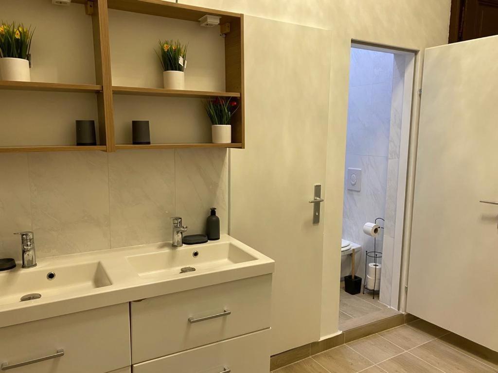 فيينا Deluxe Quad Room Dw المظهر الخارجي الصورة